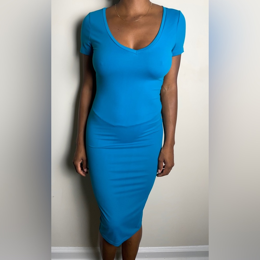 Leith V Neck Midi